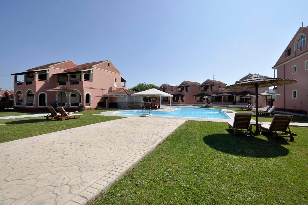 Louvros Apartments Sidari  Exterior photo
