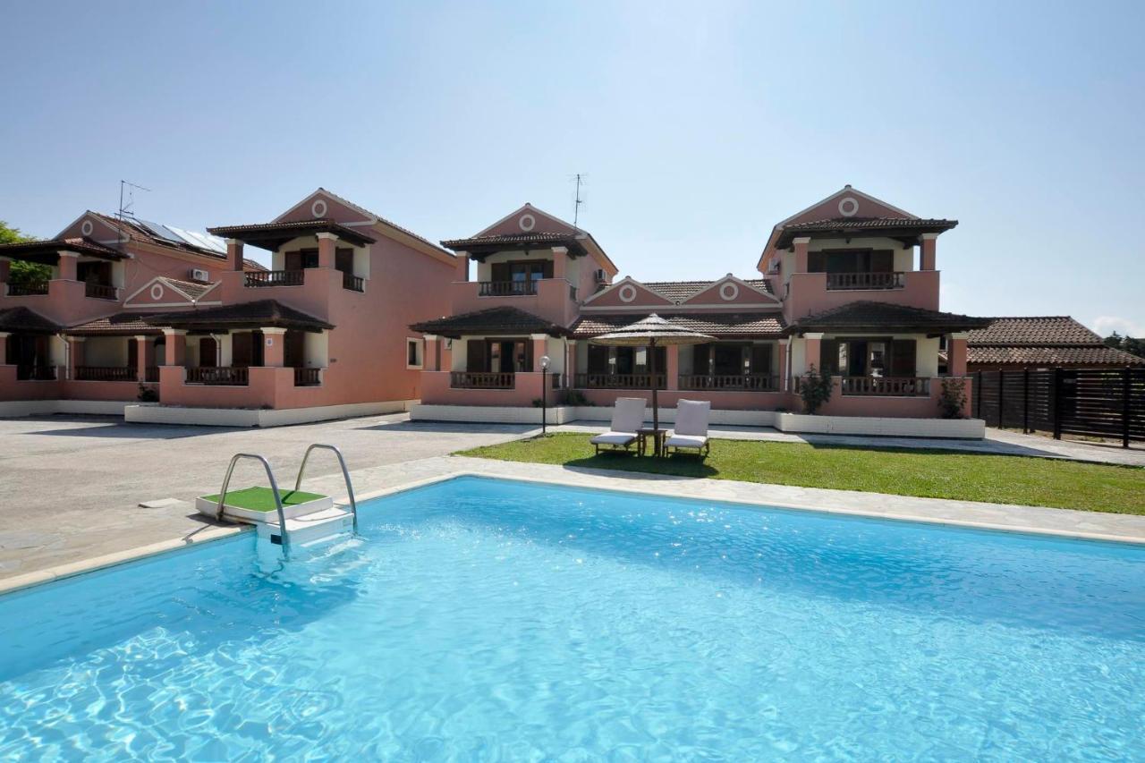 Louvros Apartments Sidari  Exterior photo